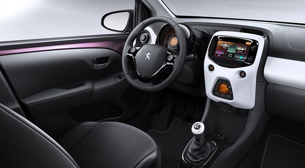 La nouvelle Peugeot 108 affiche des lignes précises et des galbes harmonieux