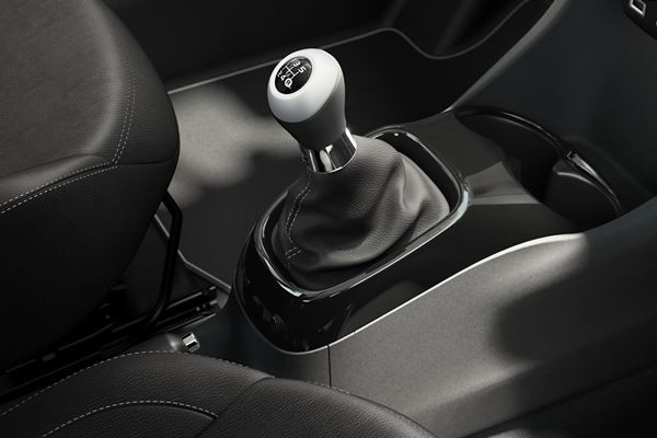 La nouvelle Peugeot 108 affiche des lignes précises et des galbes harmonieux