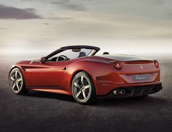 La nouvelle Ferrari California T se dote d'un moteur turbo à 8 cylindres