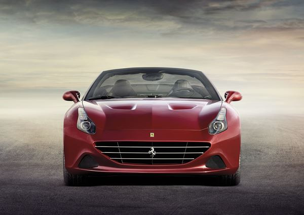 La nouvelle Ferrari California T se dote d'un moteur turbo à 8 cylindres