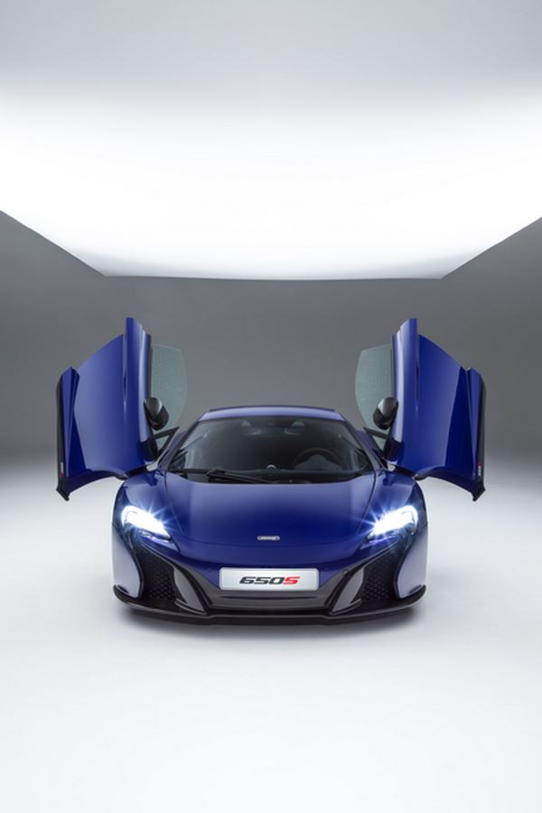 Le coupé McLaren 650S complète la gamme de supercars McLaren