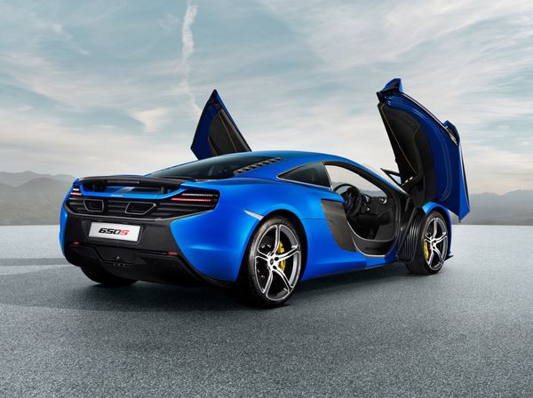 Le coupé McLaren 650S complète la gamme de supercars McLaren