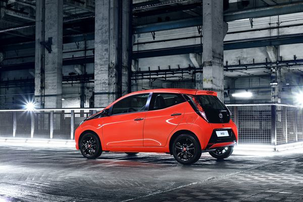La nouvelle Toyota Aygo adopte des formes franches et extraverties