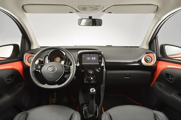 La nouvelle Toyota Aygo adopte des formes franches et extraverties