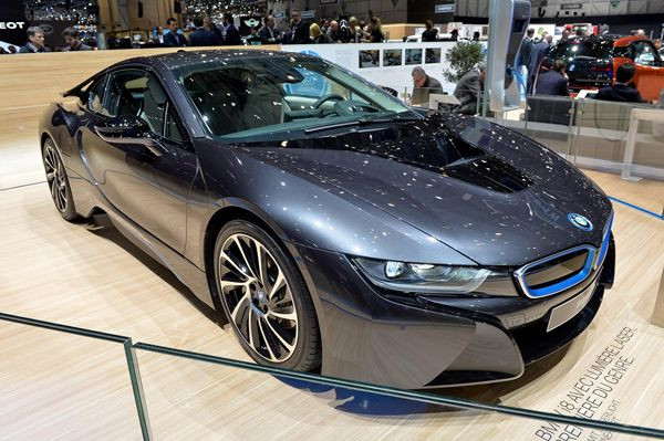 Dans les allées du 84ème salon international de l'automobile de Genève