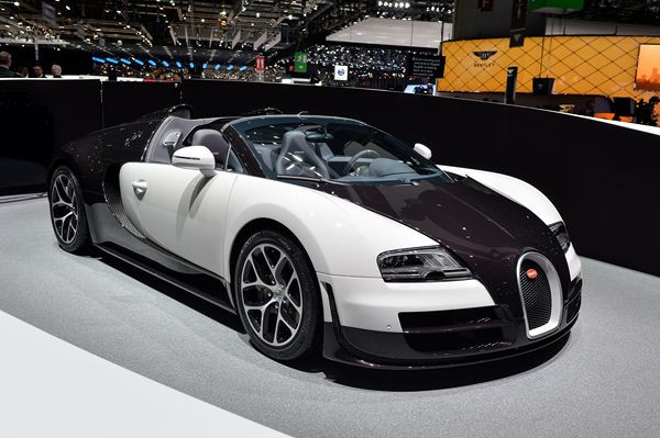 Dans les allées du 84ème salon international de l'automobile de Genève
