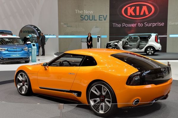 Dans les allées du 84ème salon international de l'automobile de Genève