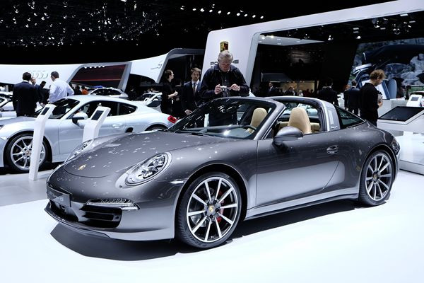 Dans les allées du 84ème salon international de l'automobile de Genève