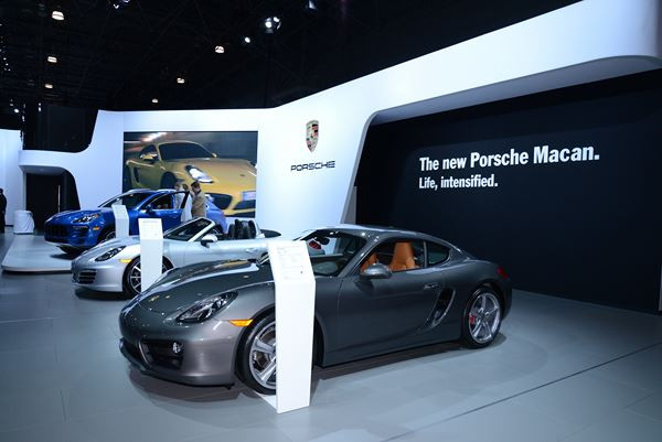 Le salon de l’automobile de New York ouvre ses portes au public américain