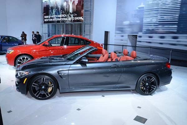 Le salon de l’automobile de New York ouvre ses portes au public américain