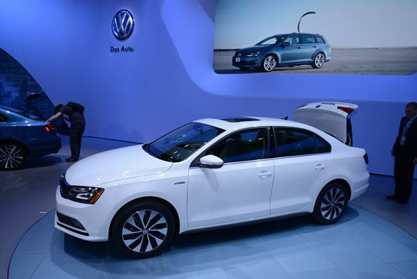 Le salon de l’automobile de New York ouvre ses portes au public américain