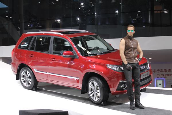 Dans les allées du salon de l'automobile de Pékin 2014