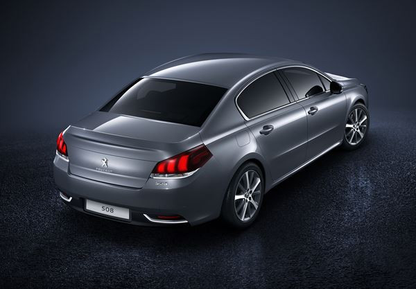 La Peugeot 508 monte en gamme