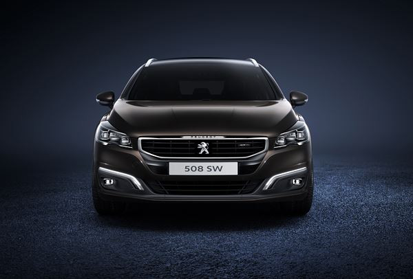 La Peugeot 508 monte en gamme
