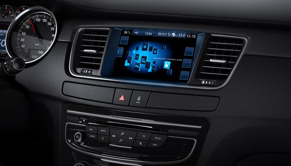 La Peugeot 508 monte en gamme