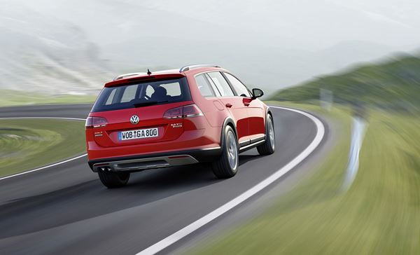 La Volkswagen Golf Alltrack prend un accent crossover entre break et SUV