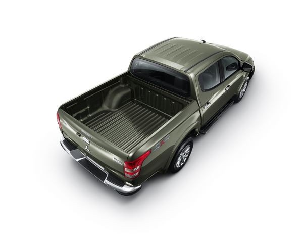 Mitsubishi dévoile son nouveau pick-up Triton en Thaïlande