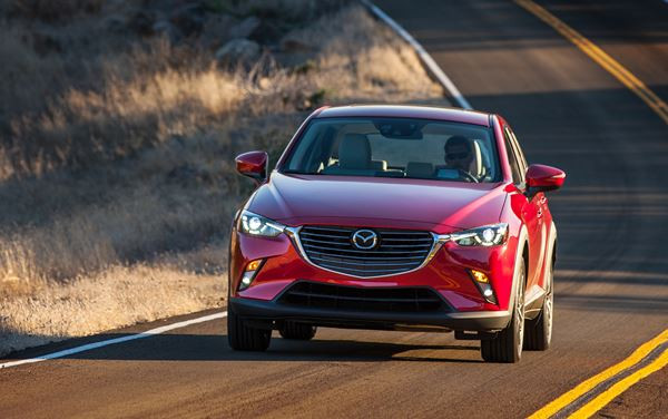 Le Mazda CX-3 se dévoile au salon automobile de Los Angeles
