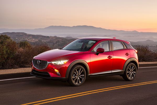 Le Mazda CX-3 se dévoile au salon automobile de Los Angeles