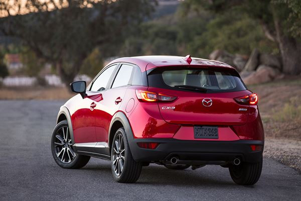 Le Mazda CX-3 se dévoile au salon automobile de Los Angeles