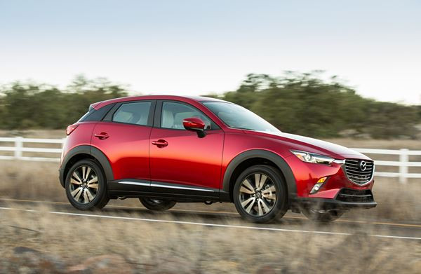 Le Mazda CX-3 se dévoile au salon automobile de Los Angeles