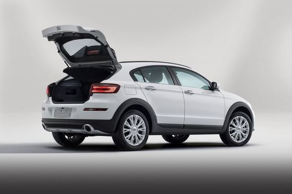 Le nouveau Qoros City SUV se dévoile au salon de Canton