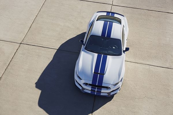 Ford dévoile la Mustang Shelby GT350 à Los Angeles