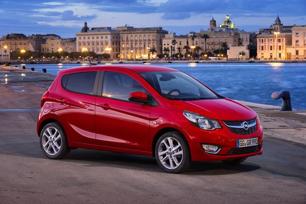 La nouvelle petite citadine d'entrée de gamme Opel Karl se dévoile