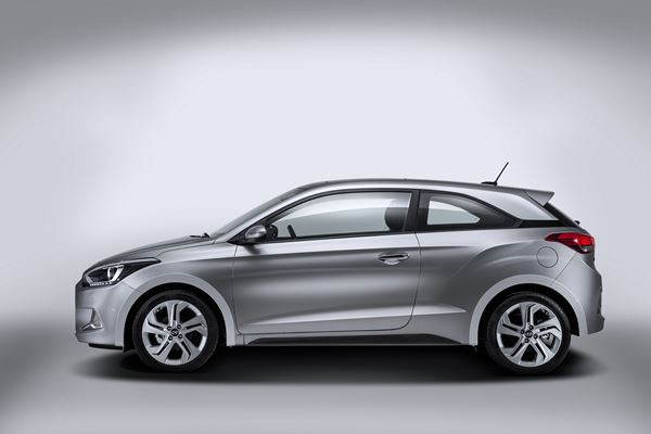 La Hyundai i20 se décline en coupé musclé