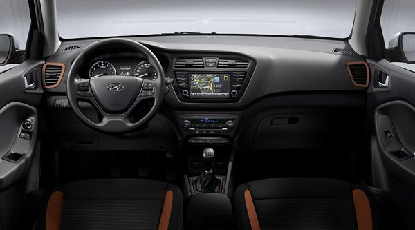 La Hyundai i20 se décline en coupé musclé