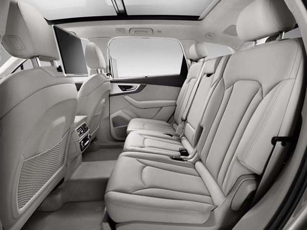 Le SUV haut de gamme Audi Q7 gagne en efficience et en sportivité
