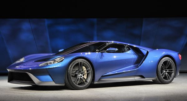 Ford lève le voile sur la future super sportive Ford GT au salon de Détroit
