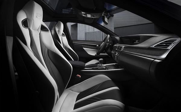 La berline haute performance Lexus GS F « Fun to drive ! » développe 477 ch