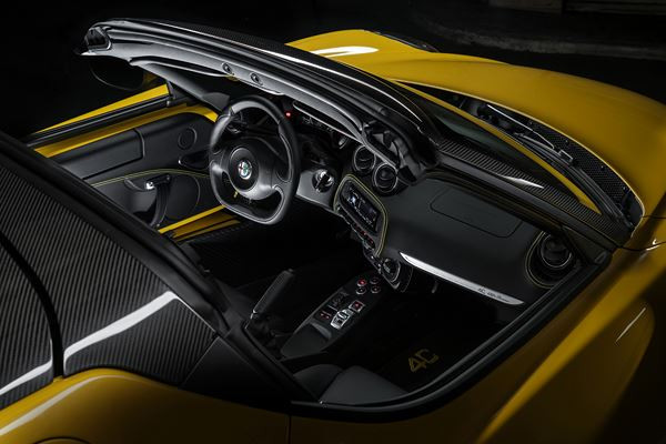 La nouvelle Alfa Romeo 4C Spider se dévoile à Détroit