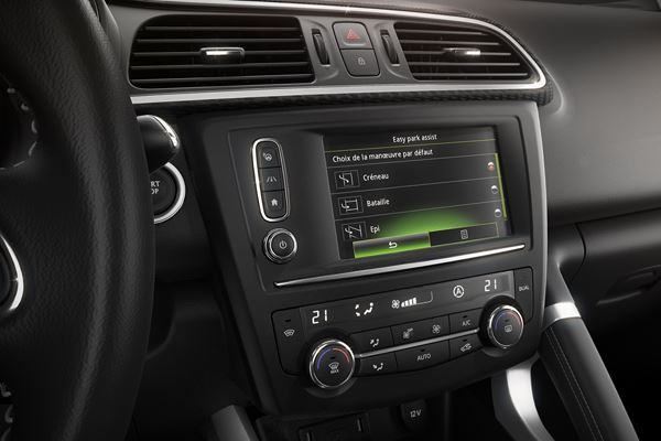 Le crossover compact Renault Kadjar prend la route du Captur