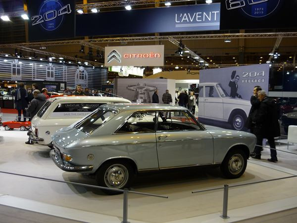 La quarantième édition du salon Rétromobile ouvre ses portes