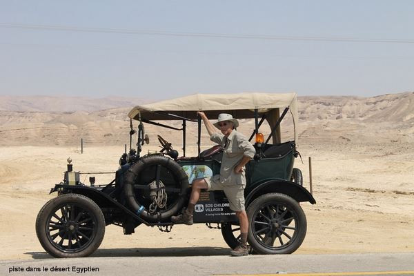 La quarantième édition du salon Rétromobile ouvre ses portes