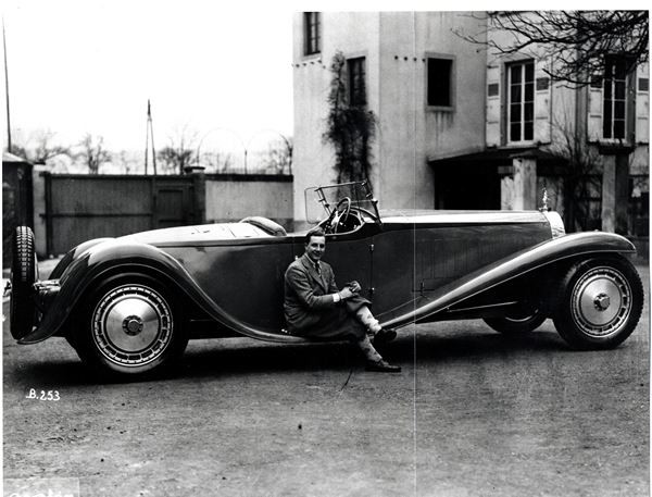 La quarantième édition du salon Rétromobile ouvre ses portes