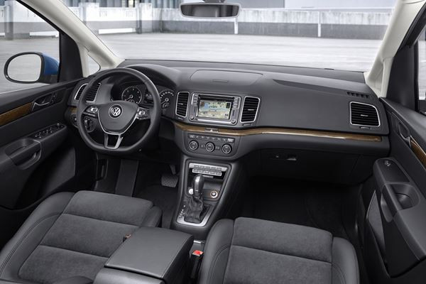 Le Volkswagen Sharan embarque de nouveaux systèmes d’aide à la conduite