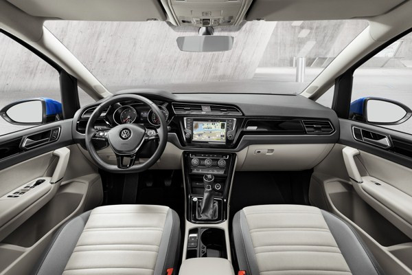 Le nouveau Volkswagen Touran s’allonge pour offrir plus d’espace à bord