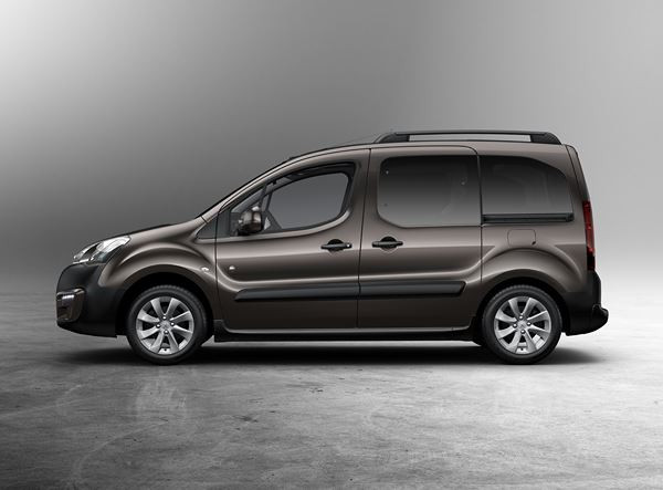 Le Peugeot Partner Tepee bénéficie d’une évolution stylistique et technologique