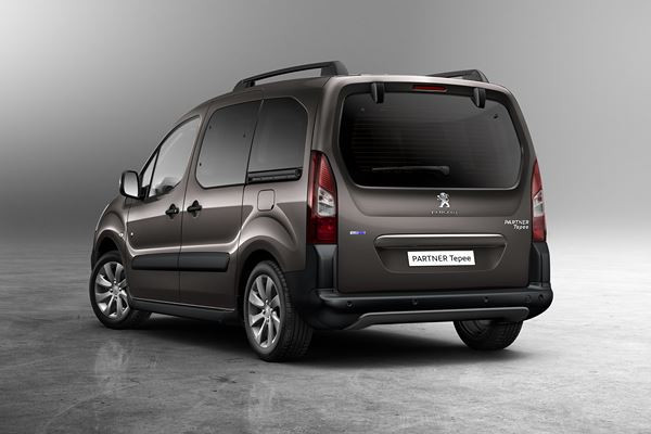 Le Peugeot Partner Tepee bénéficie d’une évolution stylistique et technologique