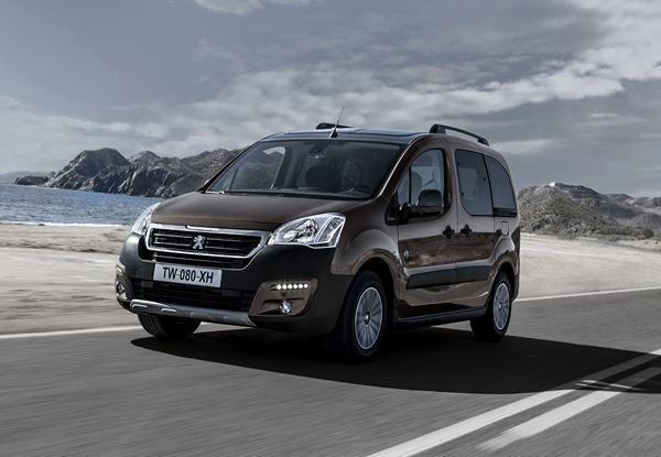 Le Peugeot Partner Tepee bénéficie d’une évolution stylistique et technologique