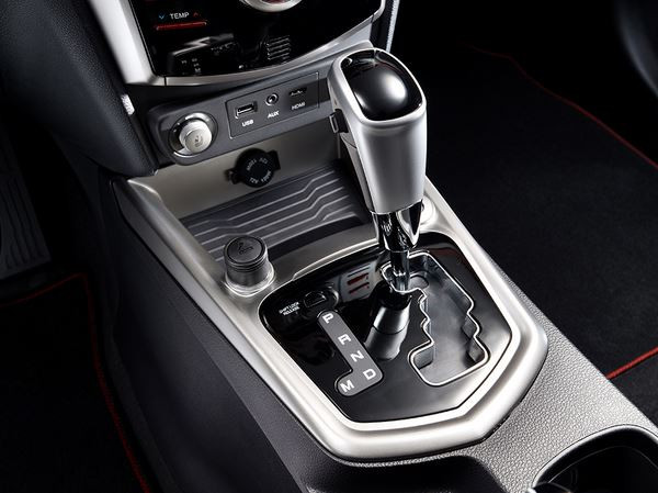 Le petit SUV urbain SsangYong Tivoli affiche un design dynamique