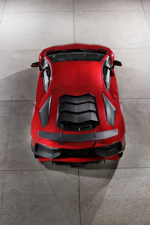 La Lamborghini Aventador LP 750-4 Superveloce développe 750 ch