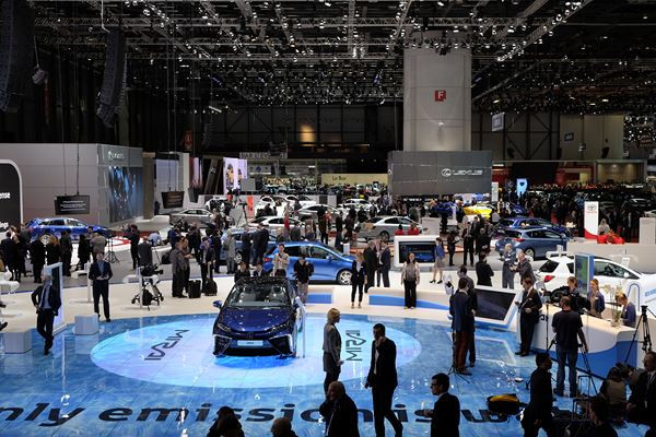 Dans les allées du 85ème salon international de l'automobile de Genève