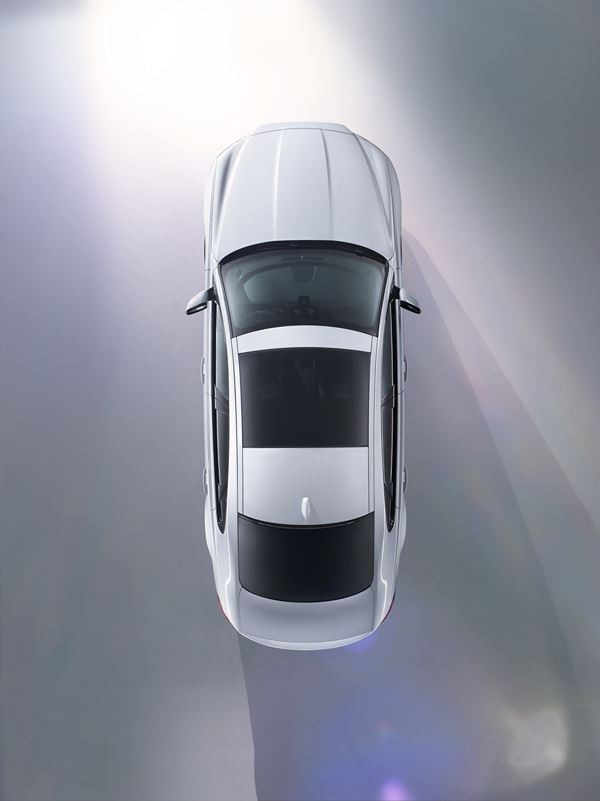 Une nouvelle Jaguar XF plus légère et plus efficace