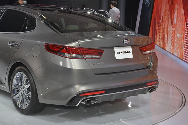La nouvelle berline Kia Optima fait ses débuts au salon de New York
