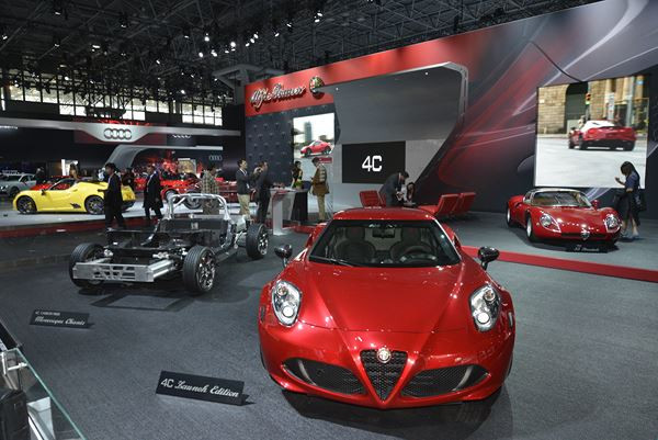 L'édition 2015 du salon de l’automobile de New York ouvre ses portes au public