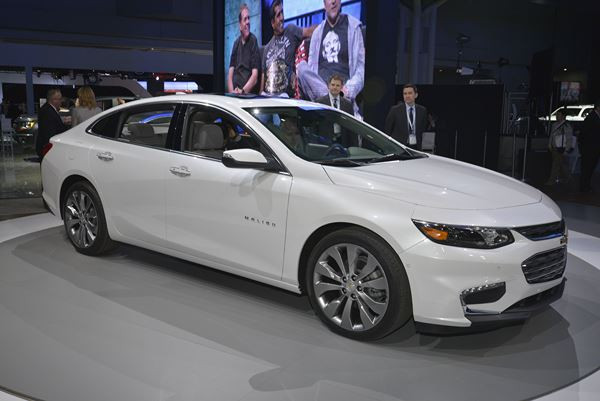 L'édition 2015 du salon de l’automobile de New York ouvre ses portes au public
